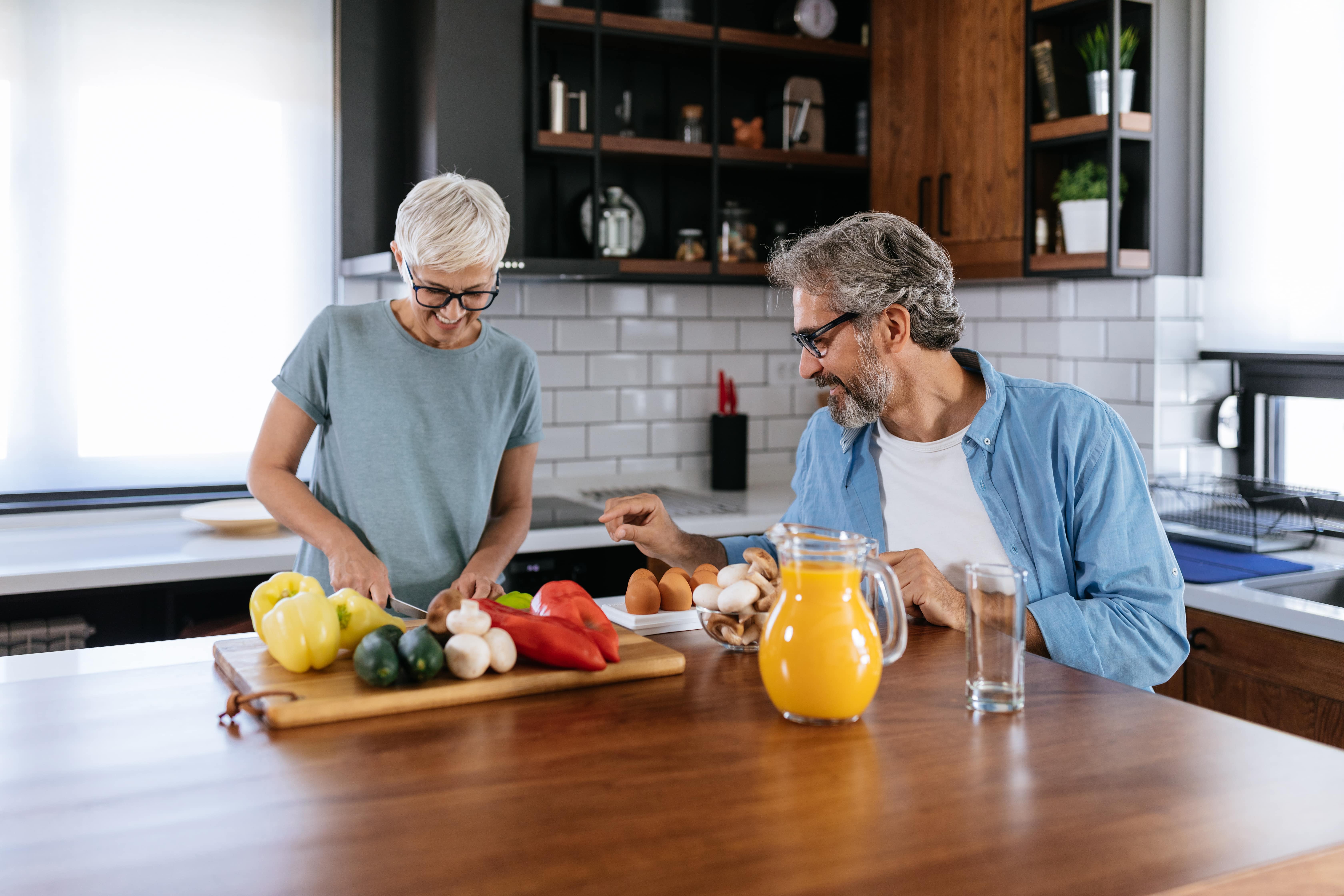 ایک بہتر کھانے کا لوگو بنائیں